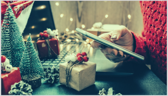 Read more about the article E-Commerce Retail Trends: Holiday Shopping